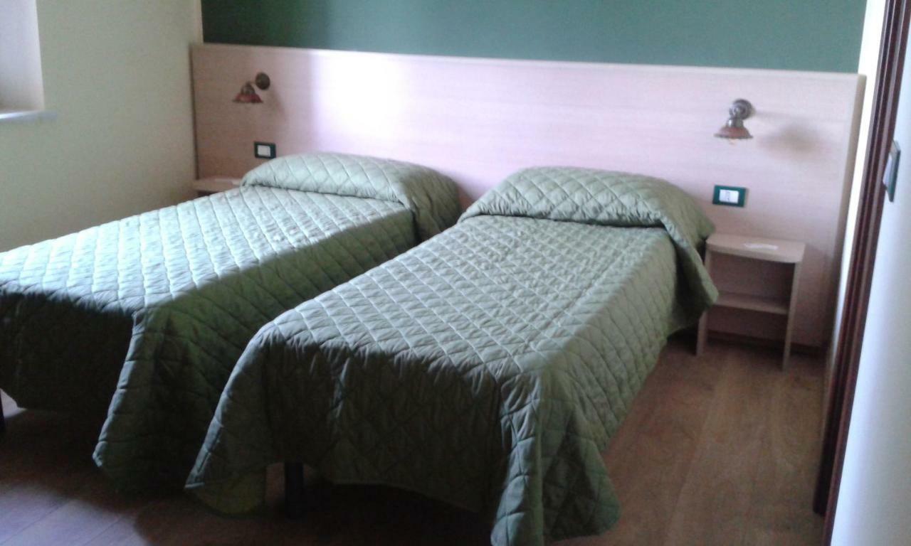 B&B Mamma Elena Rovito Ngoại thất bức ảnh