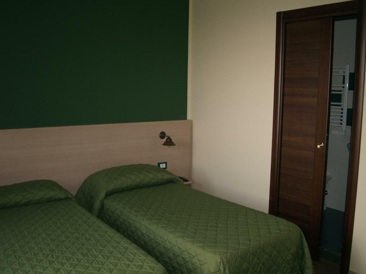 B&B Mamma Elena Rovito Ngoại thất bức ảnh